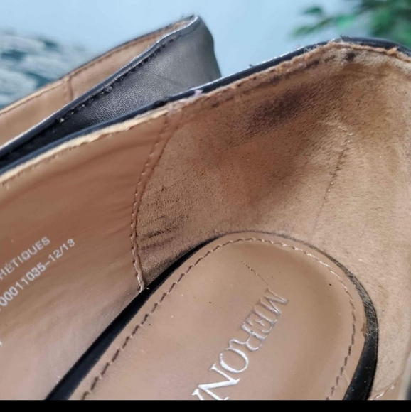 Merona Womans 5½ Black Faux Leather Peep Toe Wedge Heel Pumps Classic - Picture 4 of 9